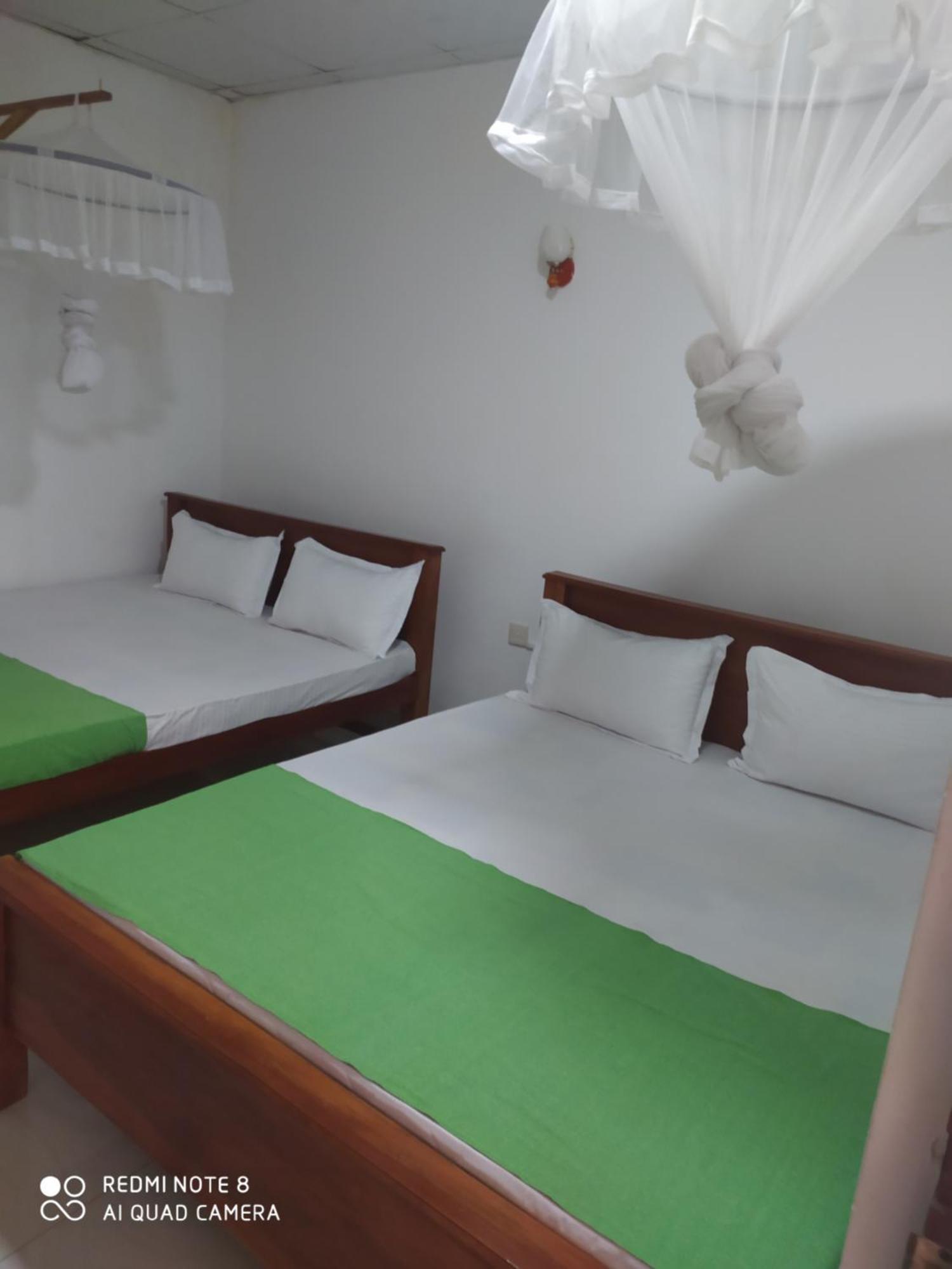 Umaya Holiday Home アヌラーダプラ エクステリア 写真